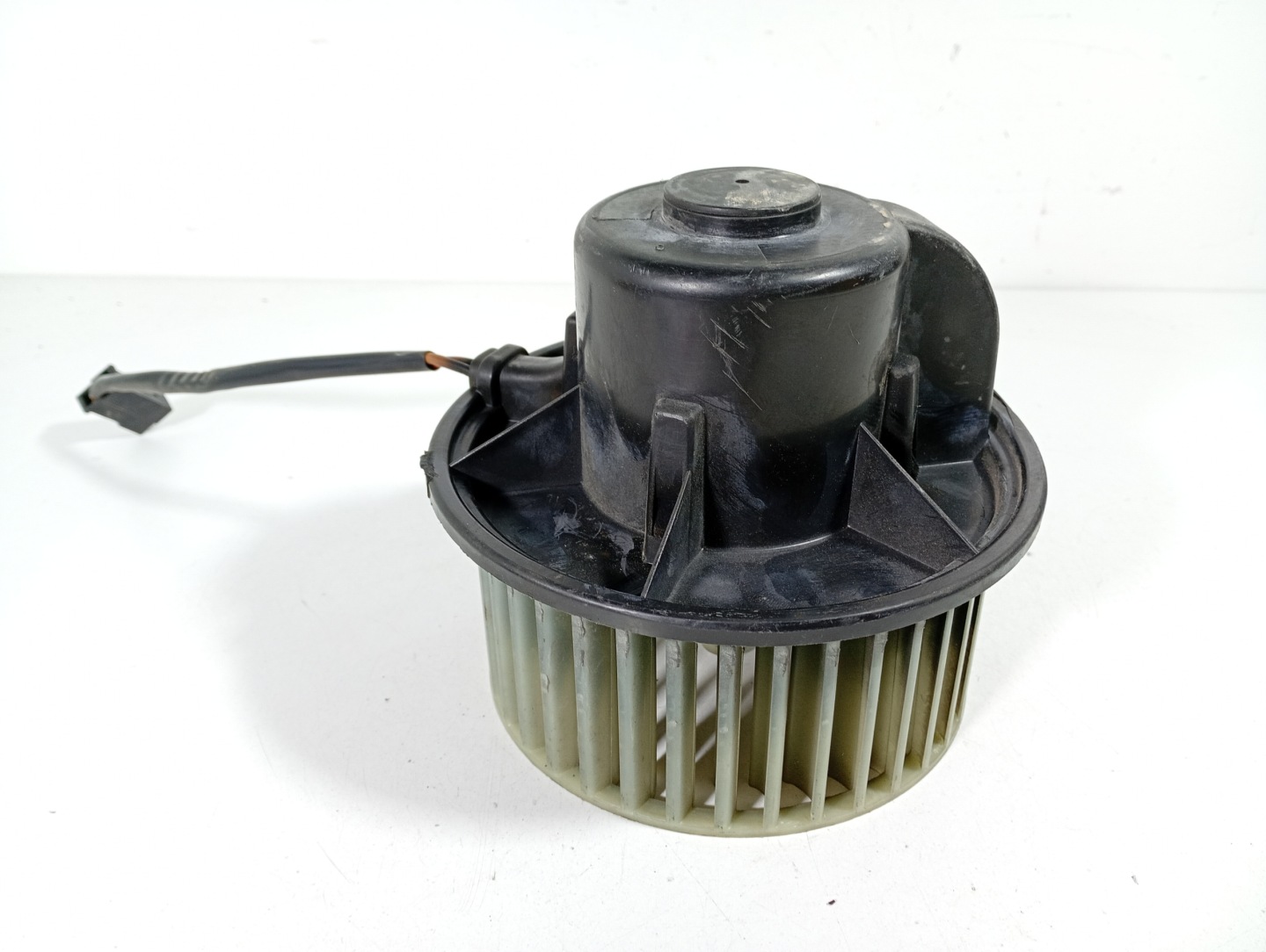 Audi A80 B4 80 91-96 heating fan air conditioning devices