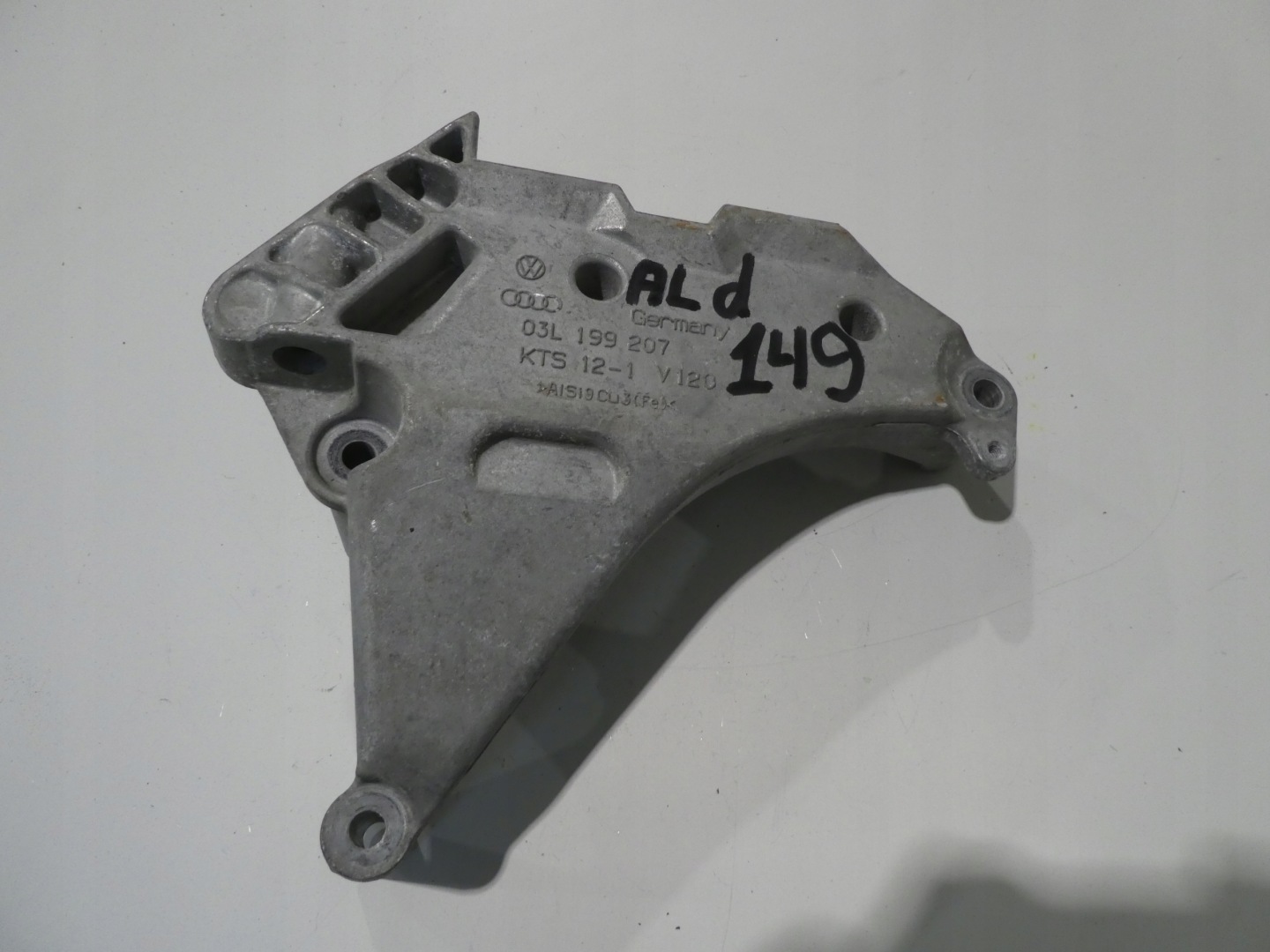holder engine mount VW SKODA SEAT 03L199207