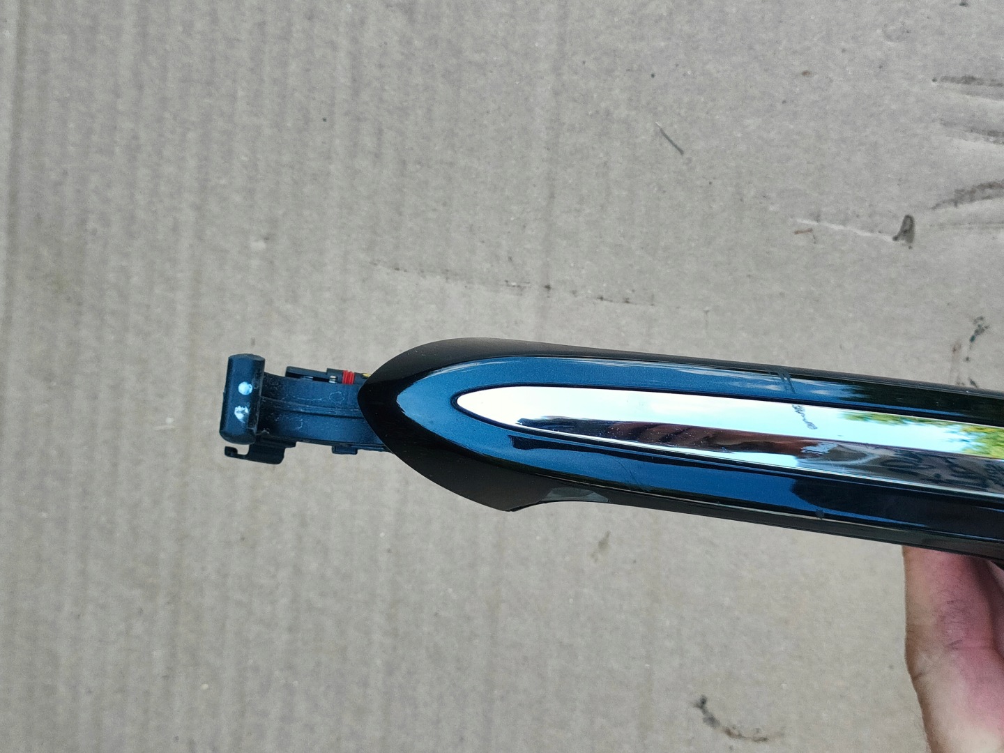 BMW F90 M5 G30 G32 handle door left 7443079