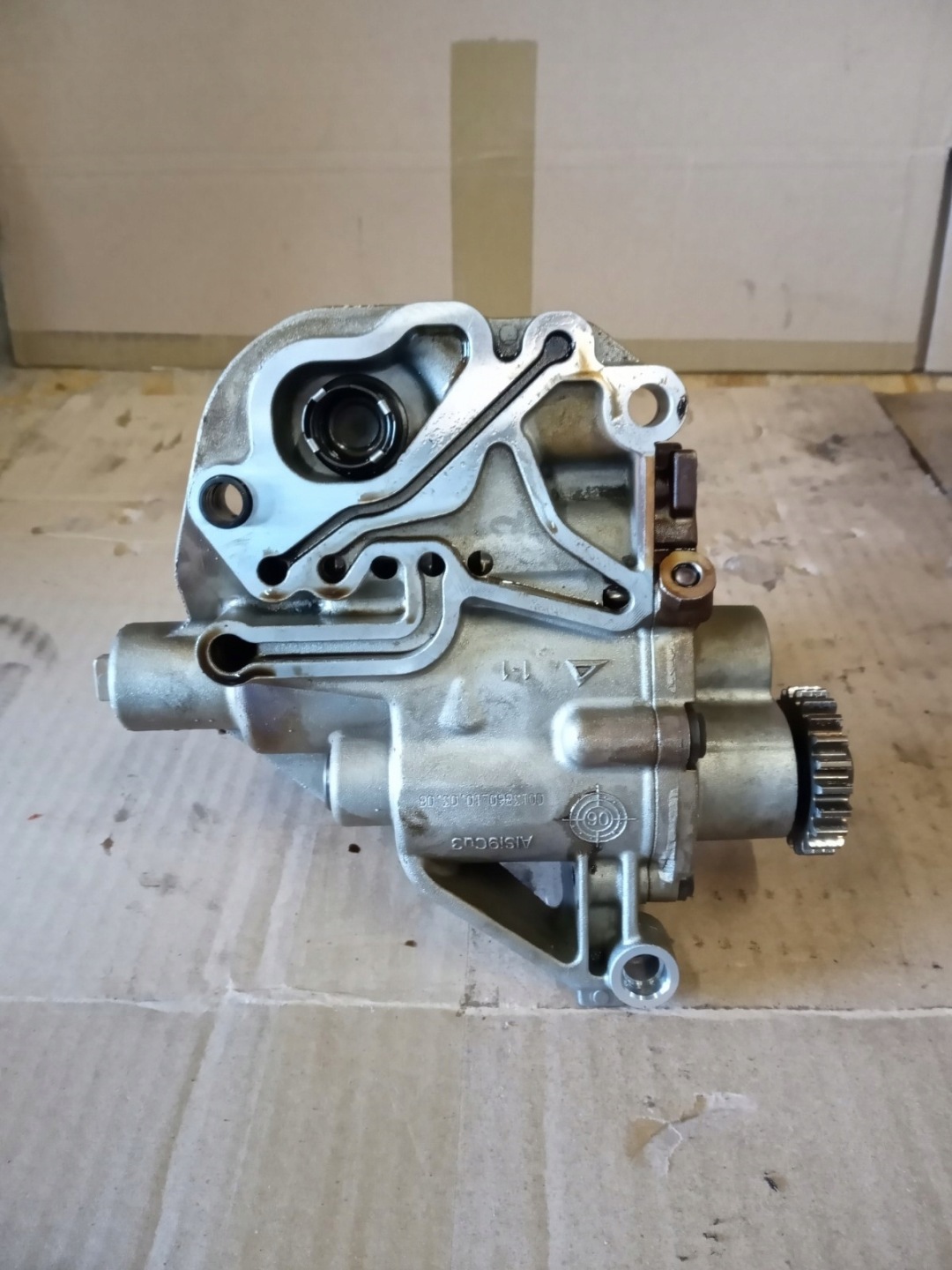 AUDI A4 B8 1.8 TFSI Ölpumpe 06H115105AC