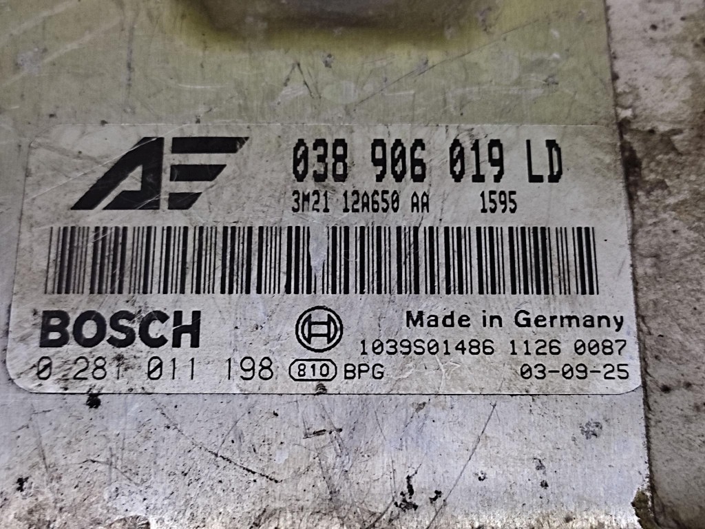 VW SHARAN e 1.9 TDI Centralina Motore 0281011198