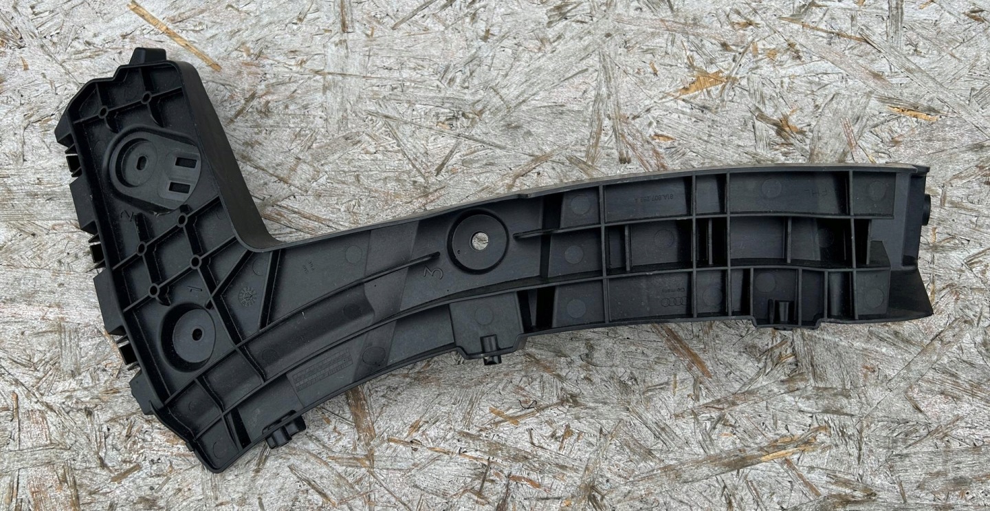 support left of a bumper rear part AUDI Q2 81A 81A807253A