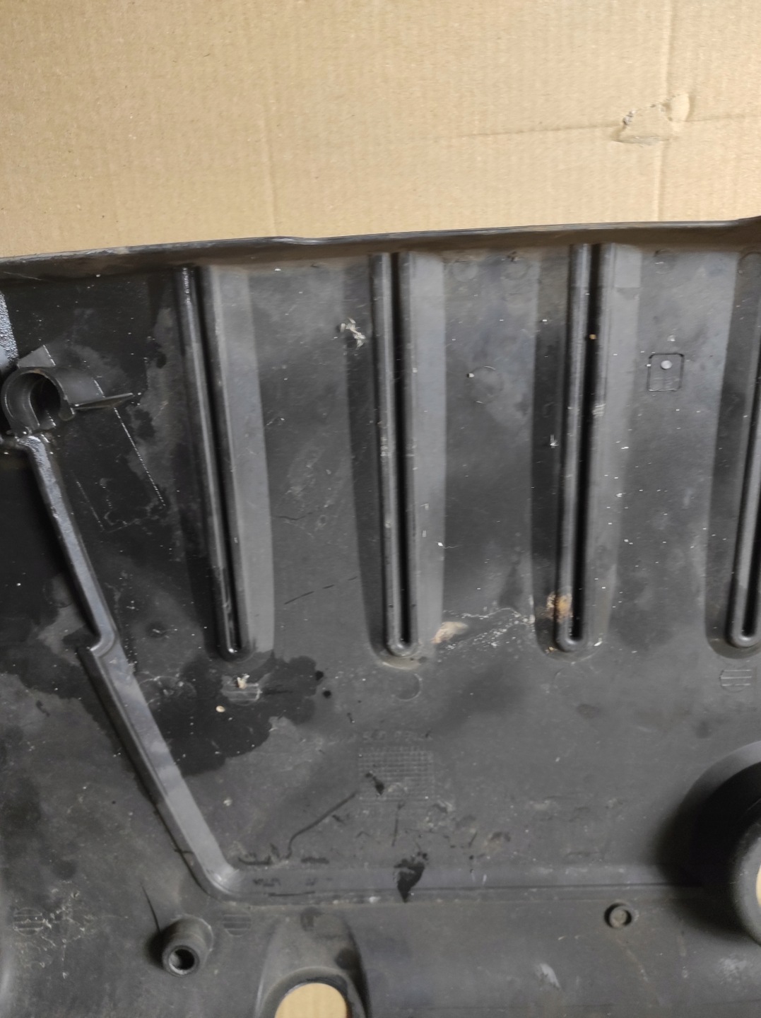 OPEL ZAFIRA motor cover 315829598