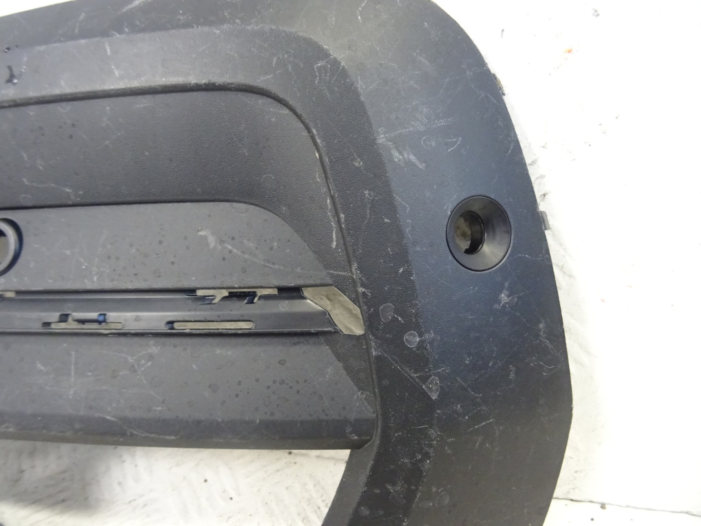 grid of a bumper front front left VW TRANSPORTER T6 7LA807489