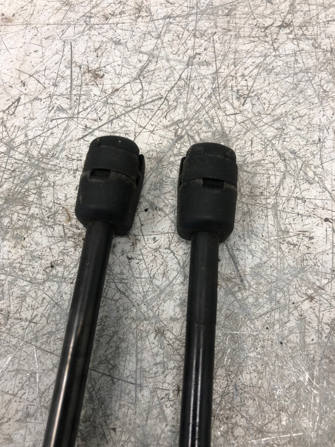SILOWNIKI bonnets BMW F20 7239233