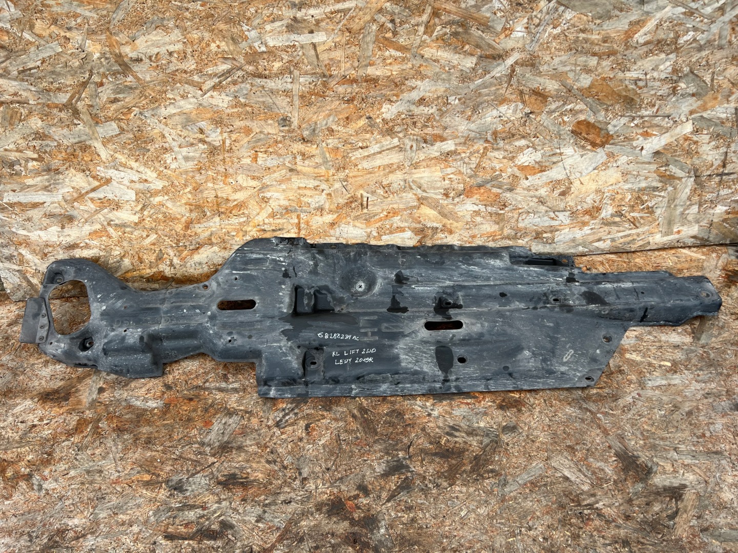 abdeckung Blende Abdeckung Unterfahrschutz links JEEP CHEROKEE KL LIFT 2019R