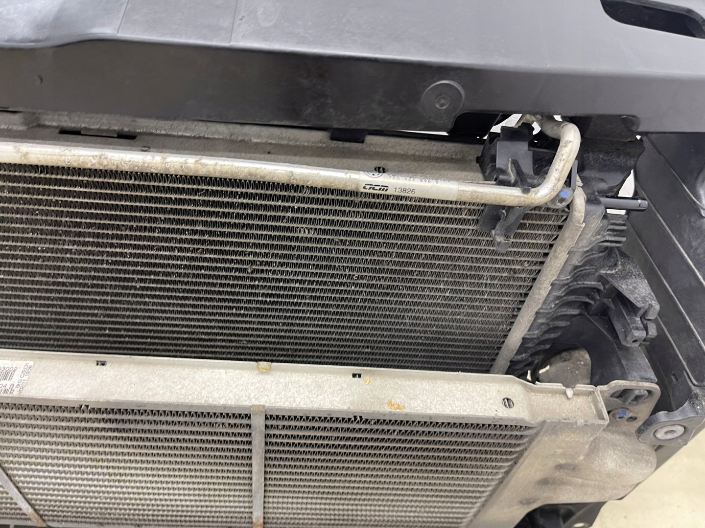 VOLKSWAGEN TRANSPORTER T5 LIFT 10-15 support panel for radiators 2.0 TDI complete
