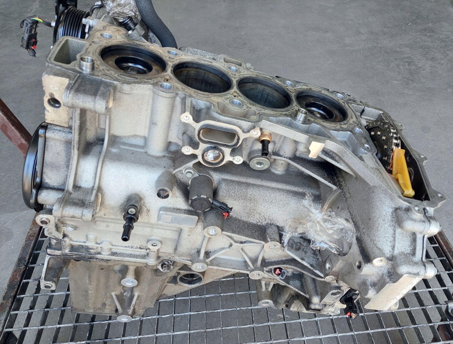 engine DOL of the engine 204DTD 2.0 D 4X4 AWD JAGUAR F-PACE X761 E-PACE X540