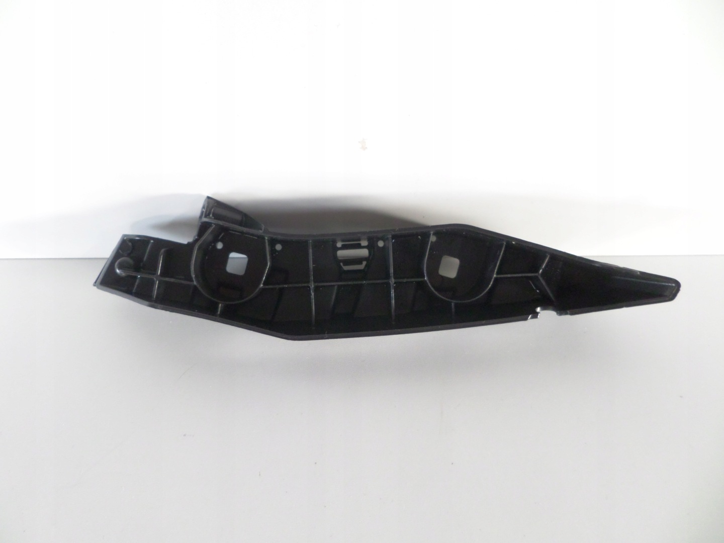 bumper bracket front left SKODA SCALA 19