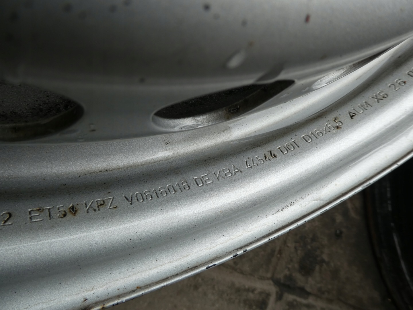 CERCHI FERRO 16\ 6,5X16 ET51 VW T5 T6 KPL