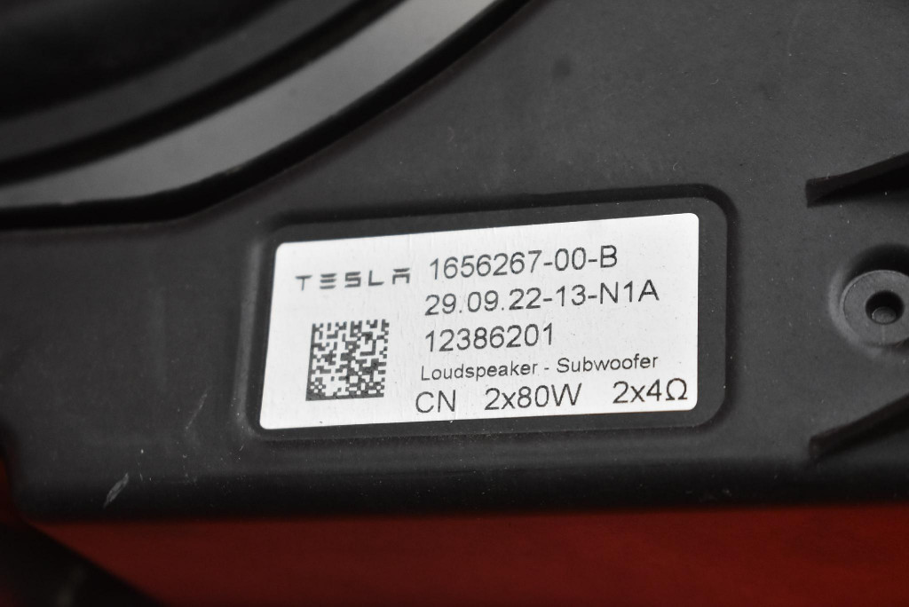 speaker SUBWOOFER 1656267-00-B TESLA MODEL Y 20