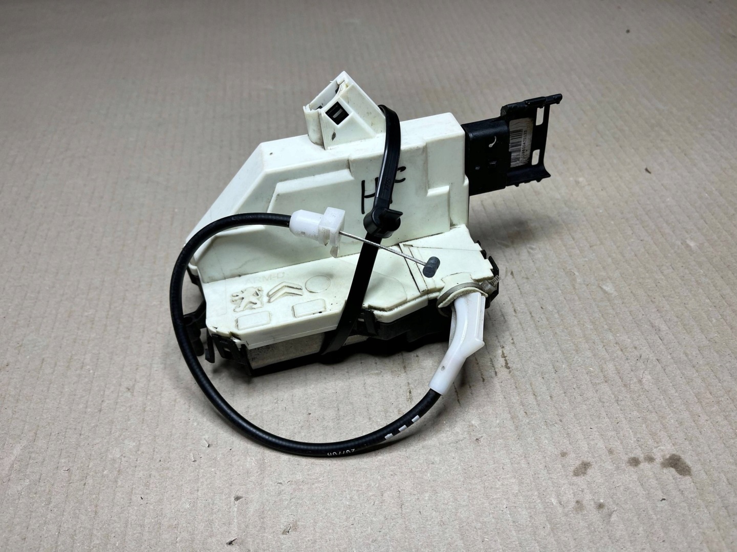 lock door coupe Peugeot 308 9136CR