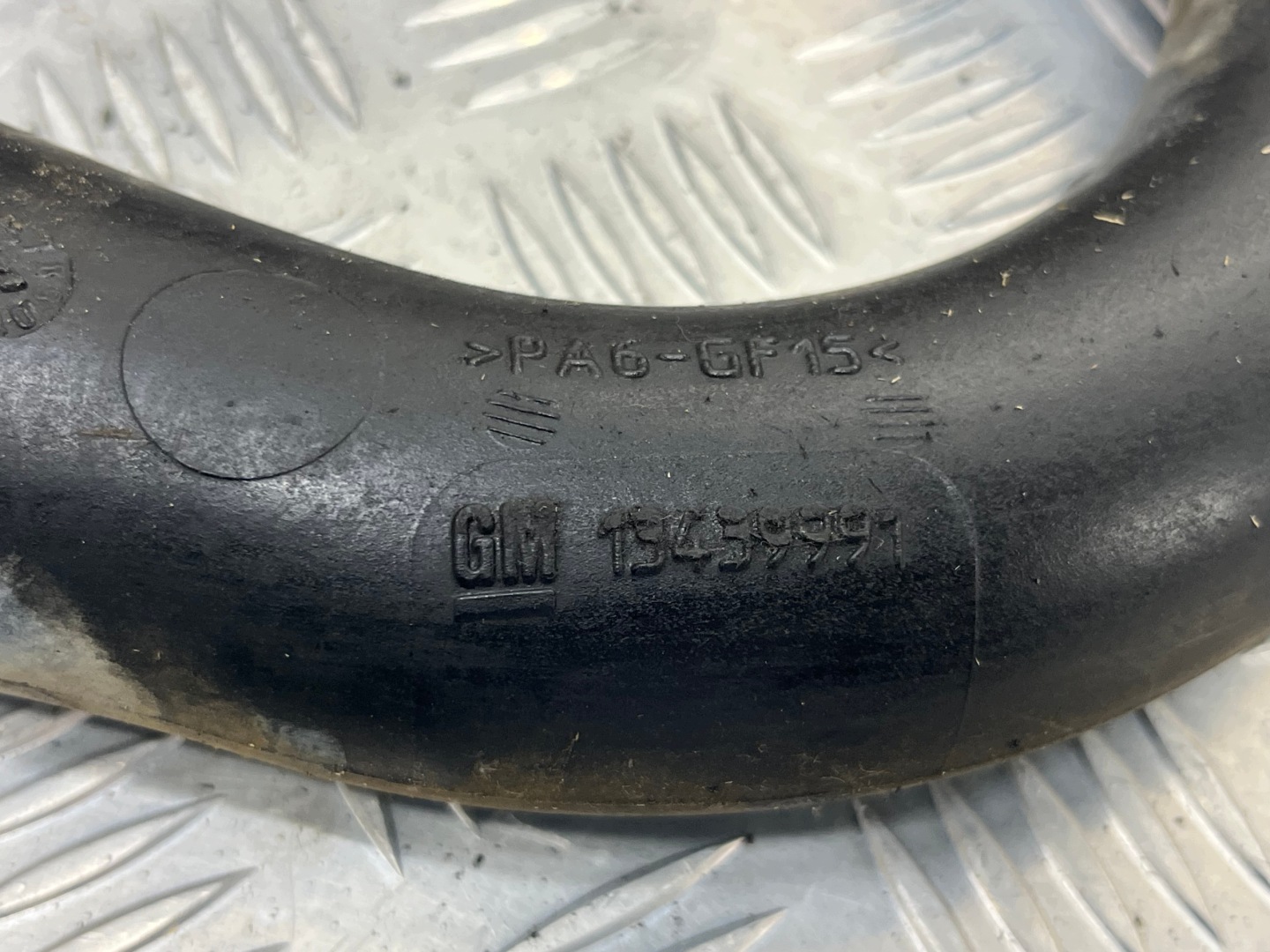 cső, csővezeték cső intercooler turbó OPEL CORSA E 13439991