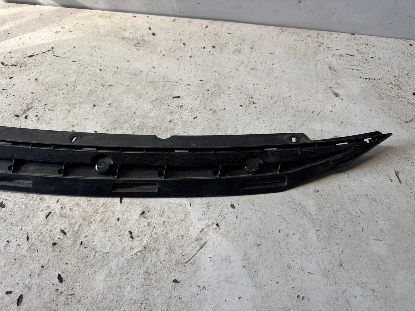 OPEL INSIGNIA B LIFT support central upper holder of a bumper front