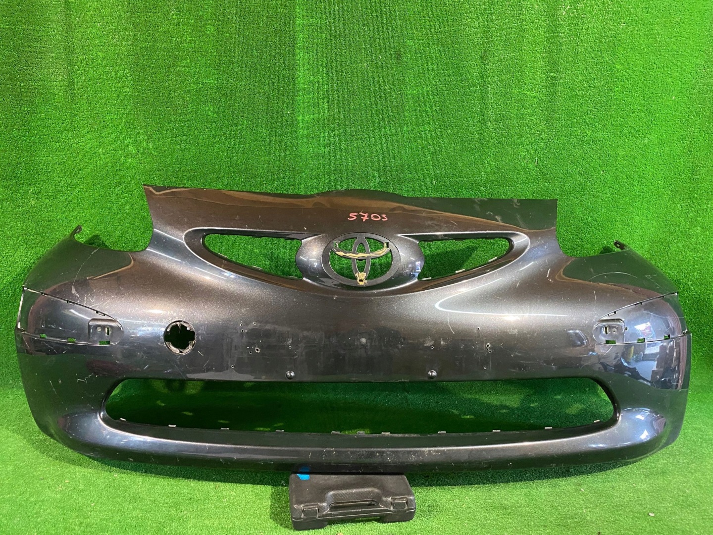 Frontstoßstange vorne TOYOTA AYGO und 05