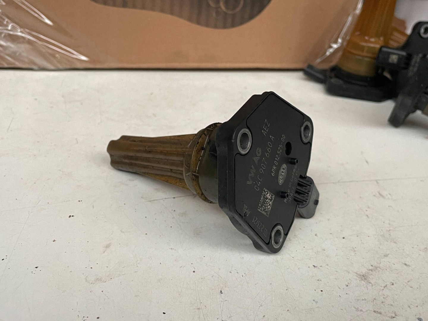 sensore Livello olio SKODA KAROQ 04C907660A @M