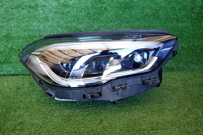 MERCEDES W247 247 GLB MULTIBEAM LED 20- reflektor right light right