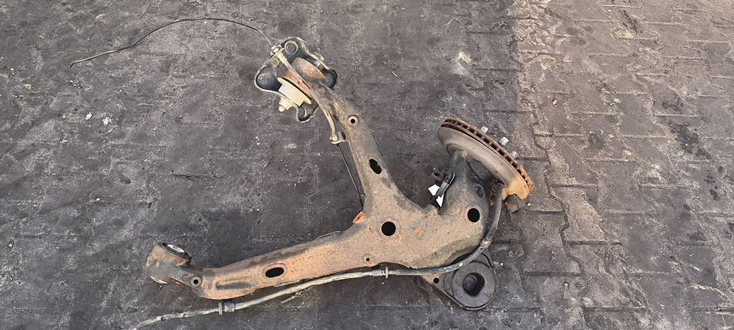 swing left rear part 9807605080 1.6 TOYOTA PROACE II