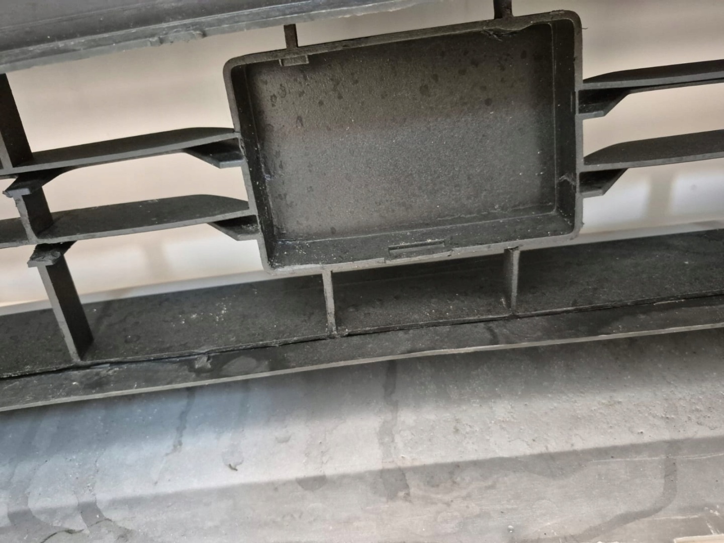 FORD EXPLORER EV ELECTRIC 24- bumper front front PDC R2KB-17F003-C