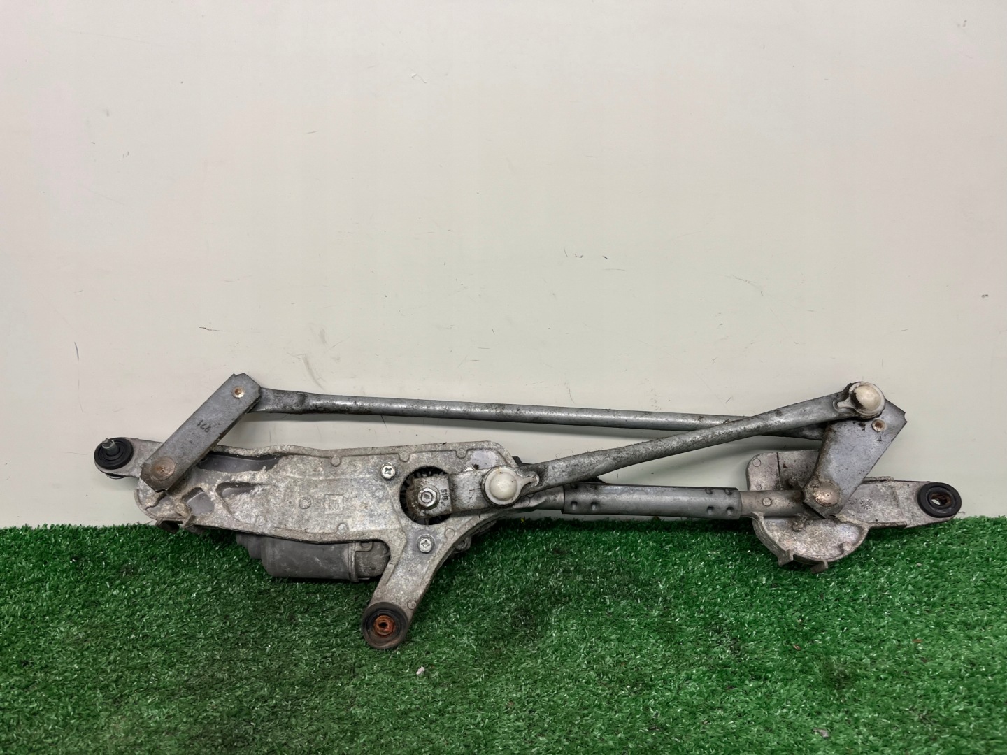 wiper mechanism front OPEL INSIGNIA 13227392ASM