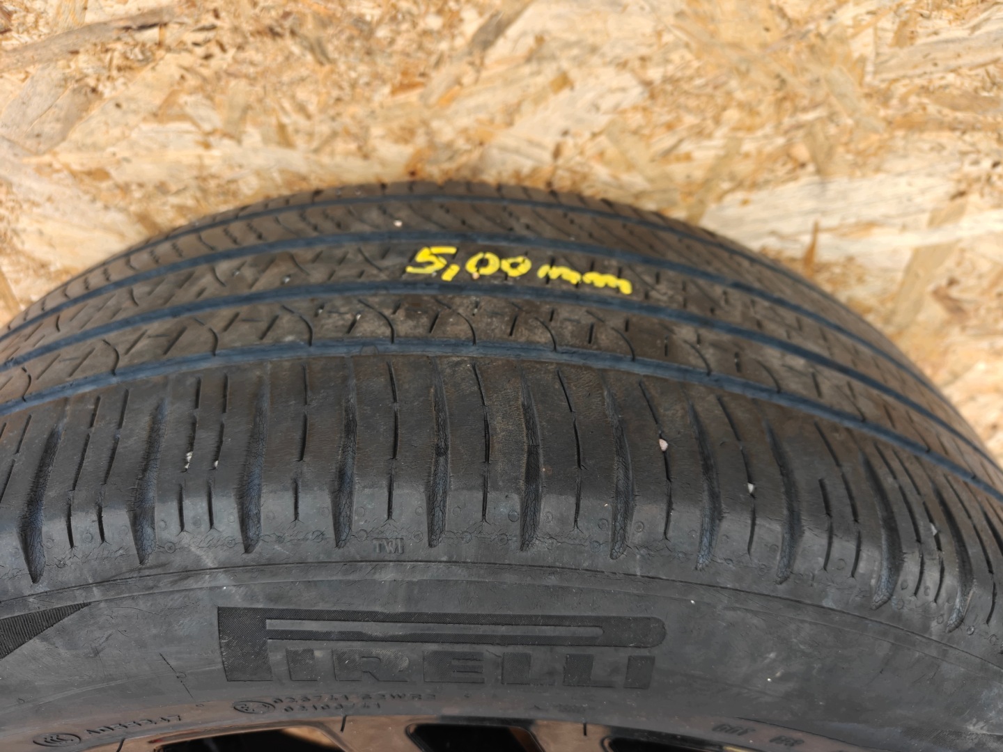 roues disques RANGE ROVER EVOQUE II L551 DYNAMIC PIRELLI SCORPION 235 50 R20