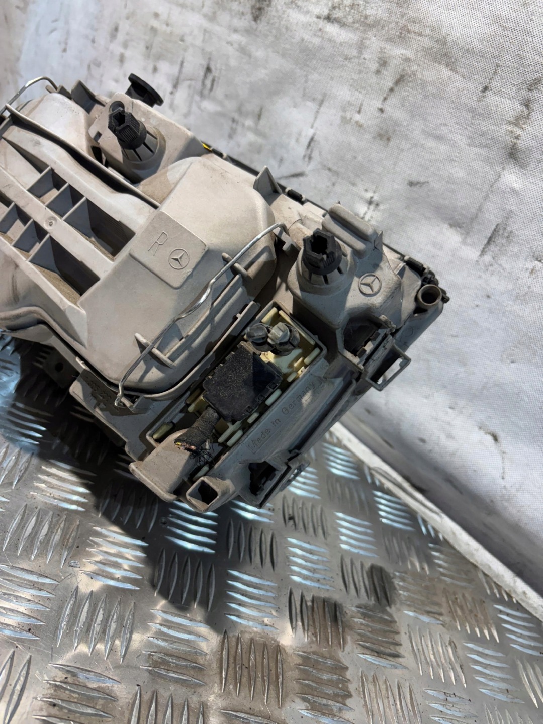 light right front Mercedes W202 przedlift