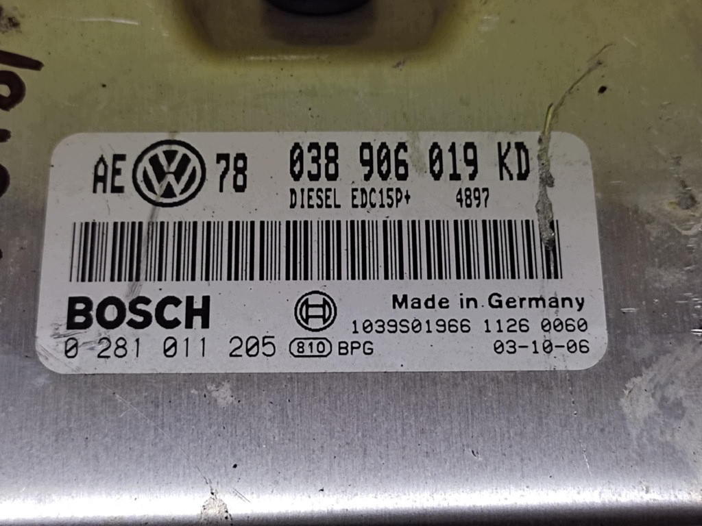 VW PASSAT B5 1.9 TDI control unit of the engine 0281011205