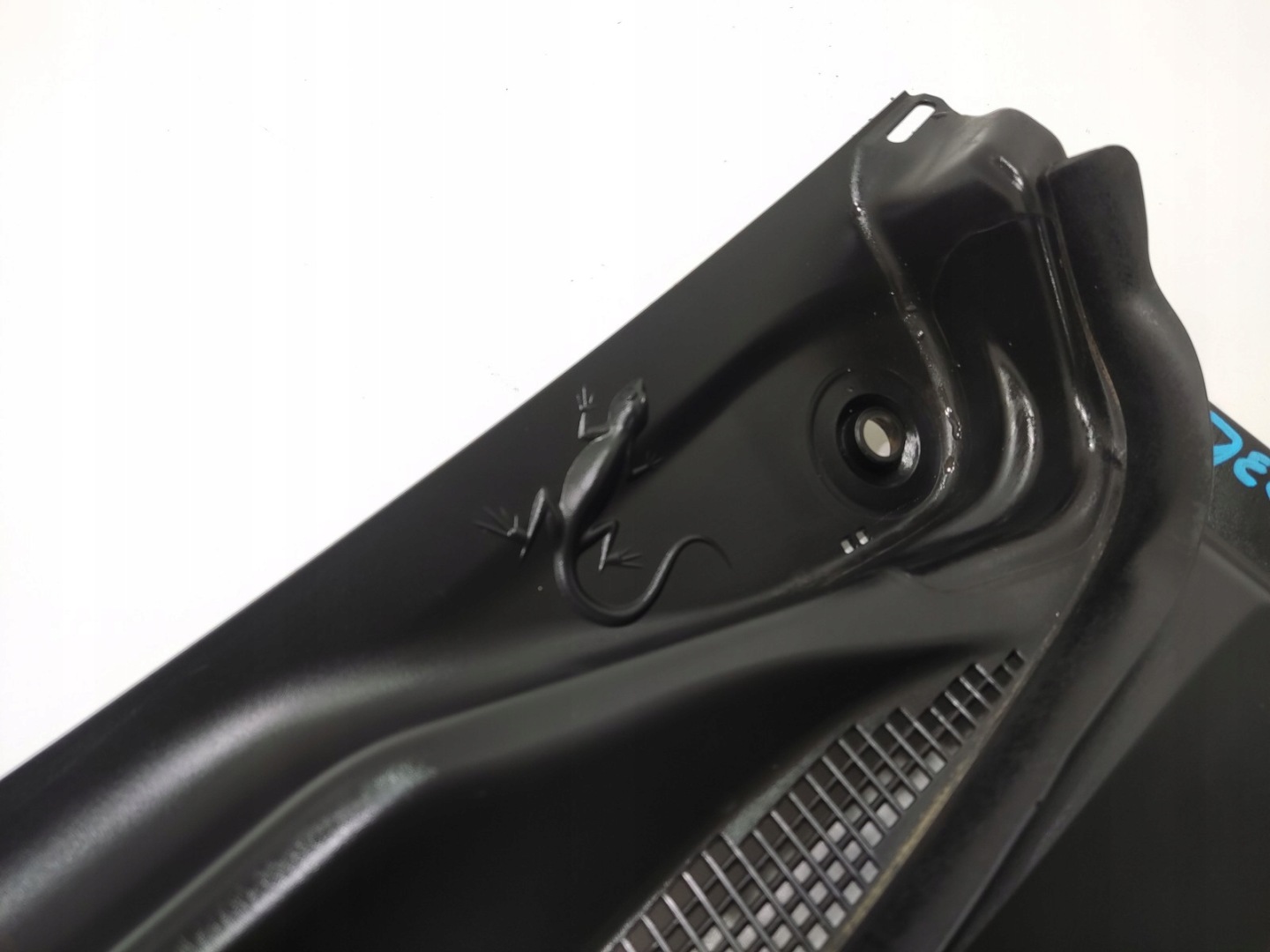torpedo upper plastic JEEP COMPASS II LIFT 2020-2025 60932904 EUROPA