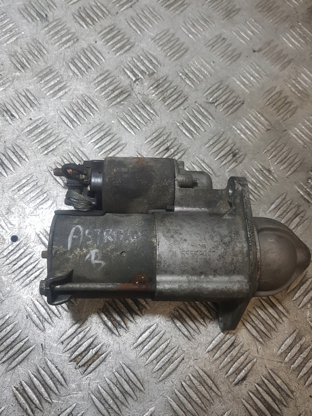starter OPEL ASTRA H 55556992 1.6 B