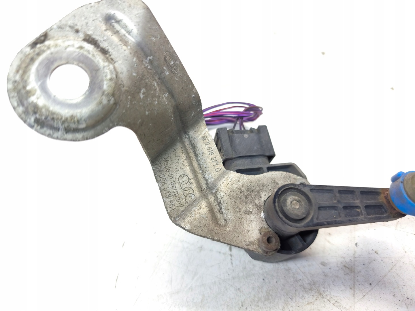 Sensor POZIOMOWANIA SWATEL AUDI A4 B6 B7 8E0907503 8E0616571D