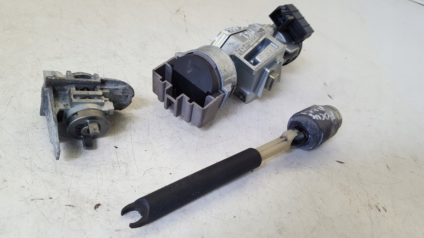 ignition wkladki key 3M513F80AC Ford Focus MK2