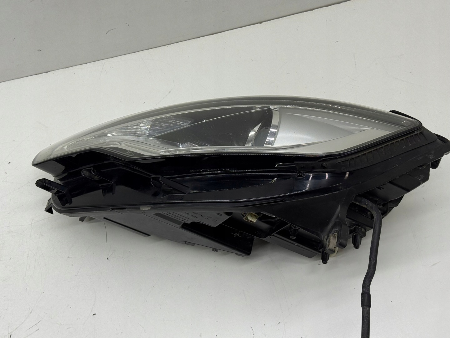 AUDI A6 C7 light reflektor left front BI-XENON XENON original!