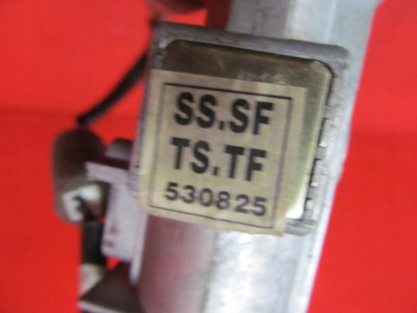 DAEWOO LANOS 97- ignition key 530825
