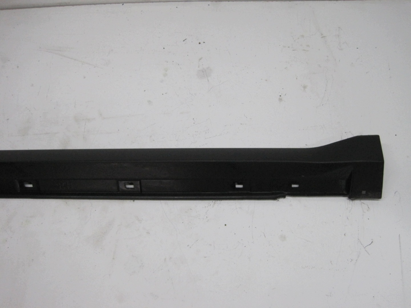 cap moulding threshold SUBARU FORESTER III right 12R
