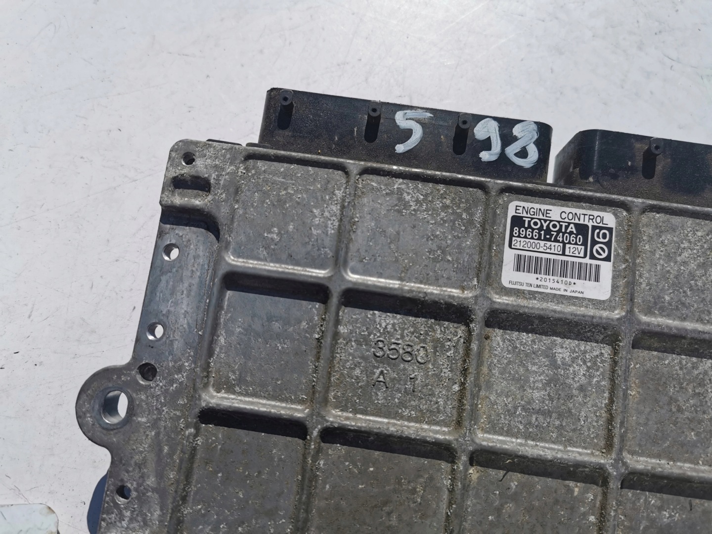 TOYOTA IQ 1.0B 89661-74060 212000-5410 computer EC