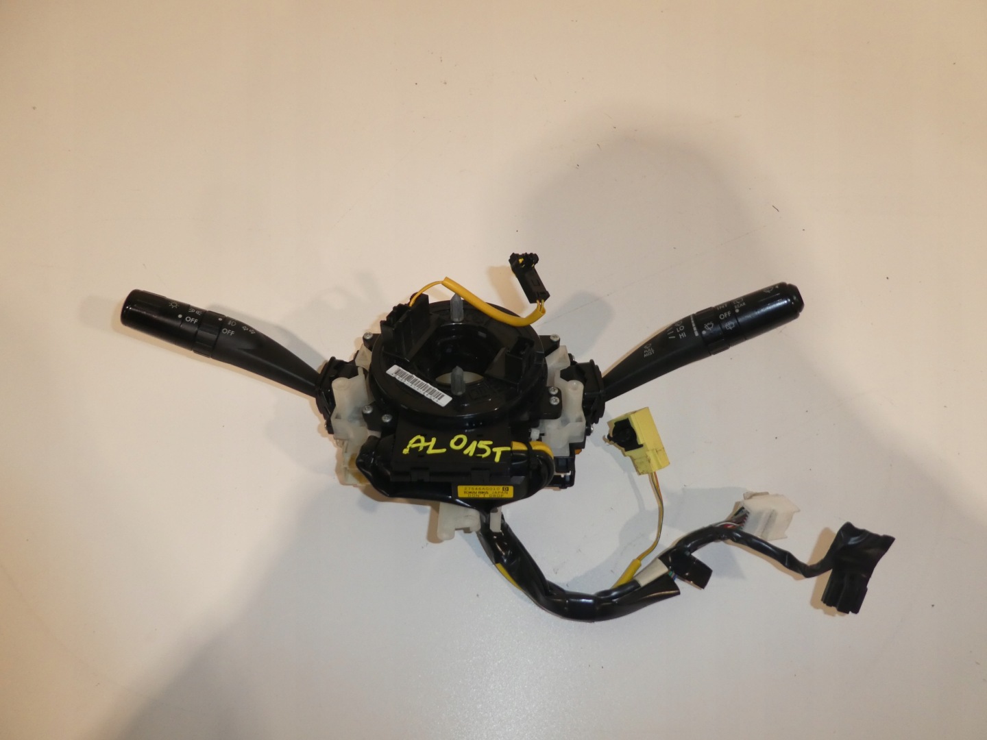 SUBARU FORESTER III DEVIO LUCI TERGICRISTALLO TERGI 83111FG48