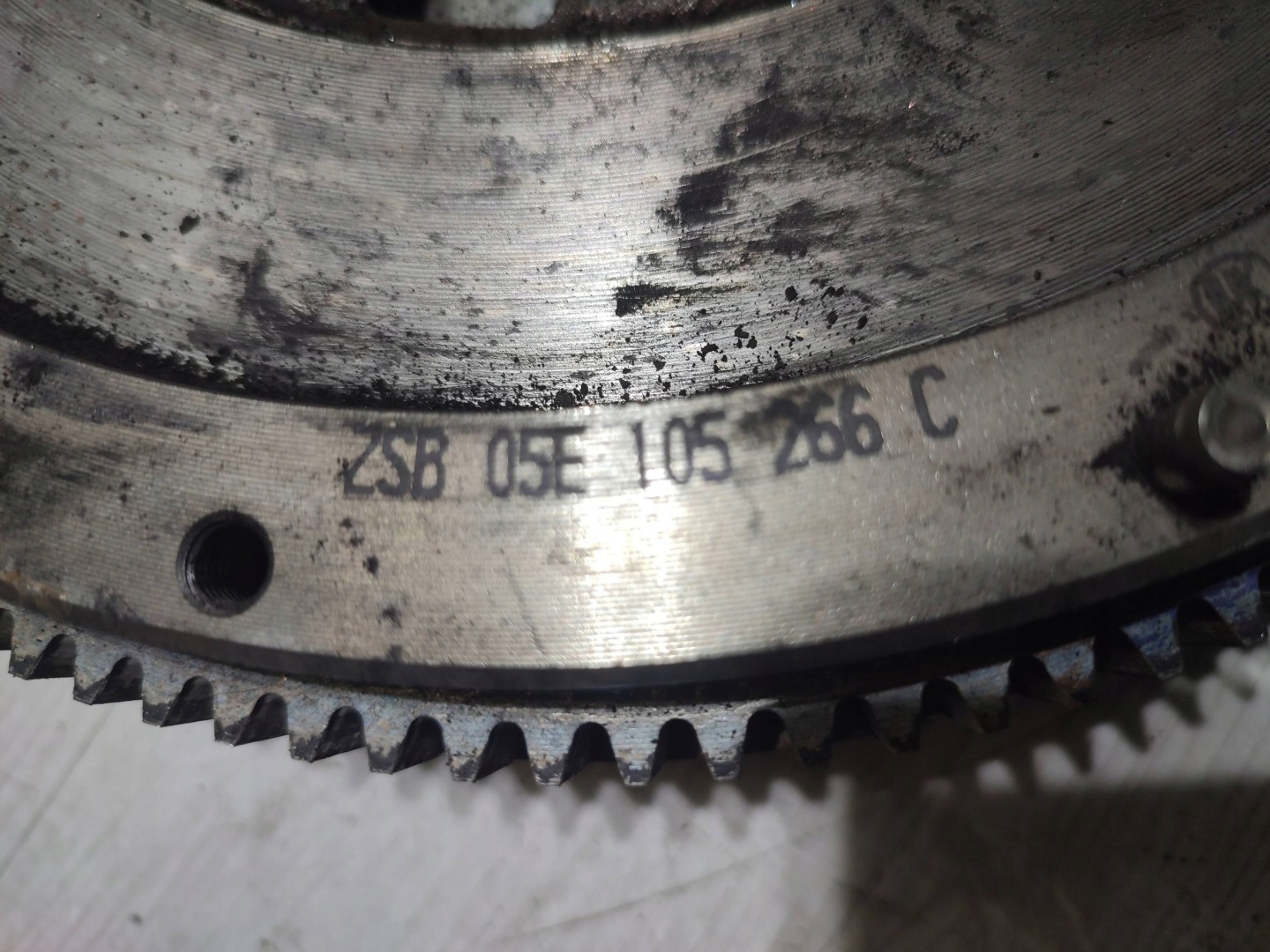 Volkswagen Touran III 2020 wheels flywheel