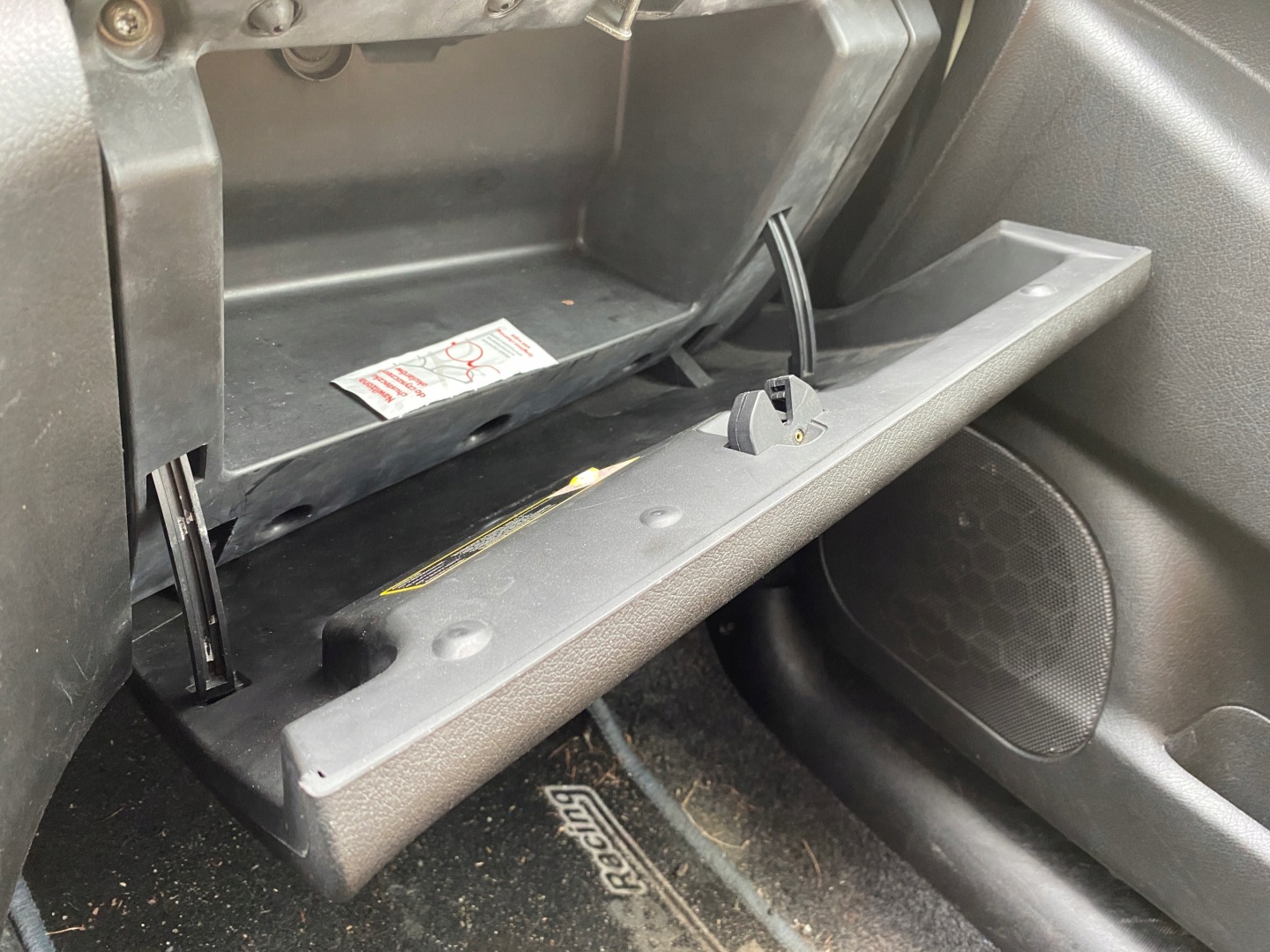 Lancia Ypsilon 03-09 Handschuhfach des Beifahrers