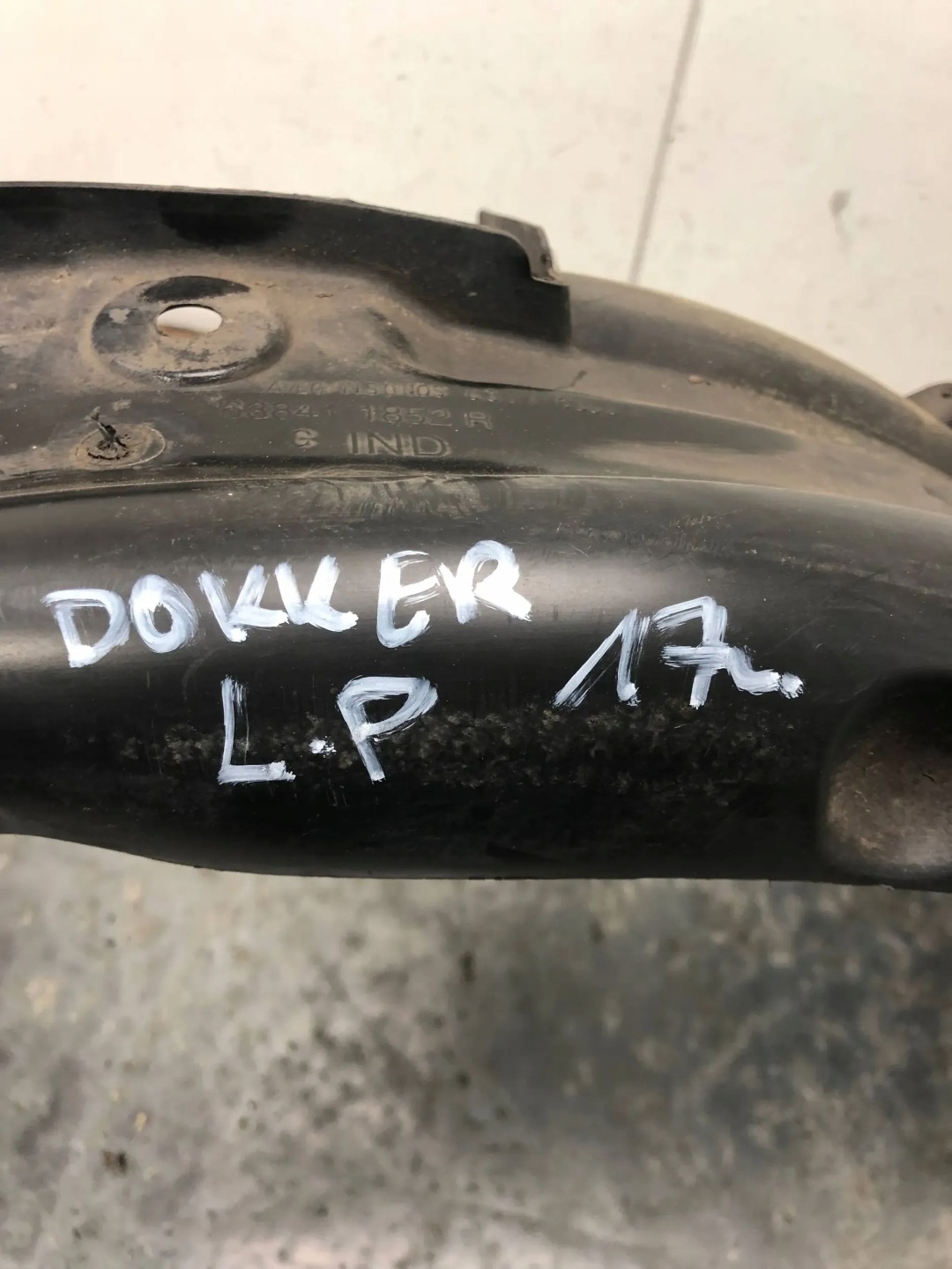 mudguard left front DACIA DOKKER 638411852R