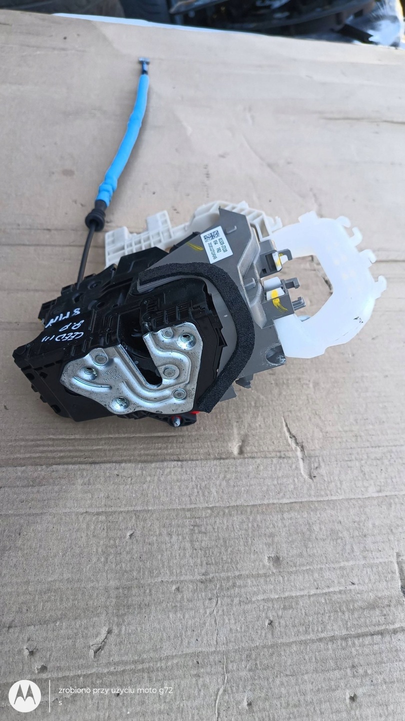 KIA CEED III front right 8PIN lock door 81320-J7110 2019R