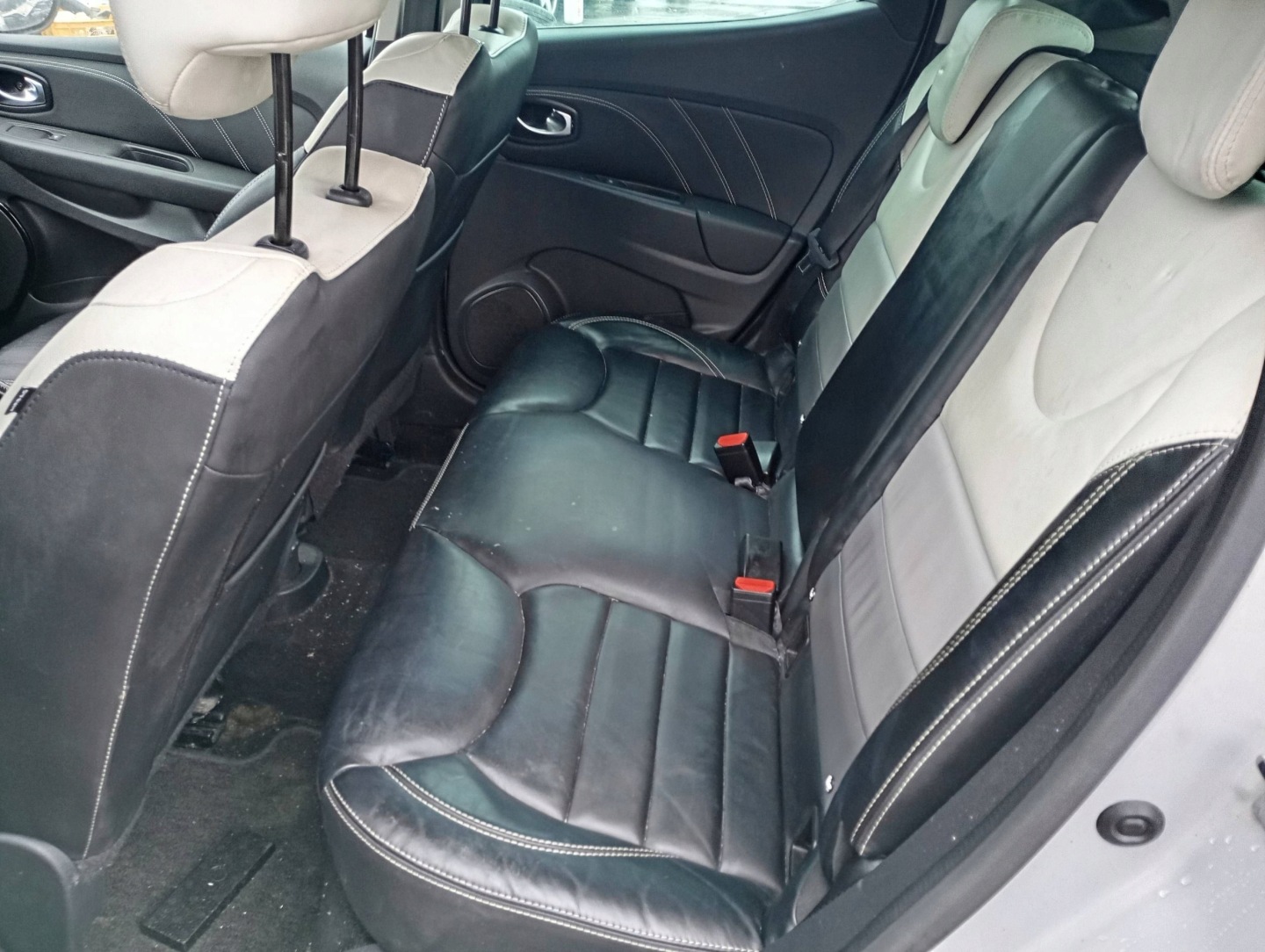 RENAULT CLIO 4 IV BH 12-20 Sitze INITIALE PARIS HB 5D