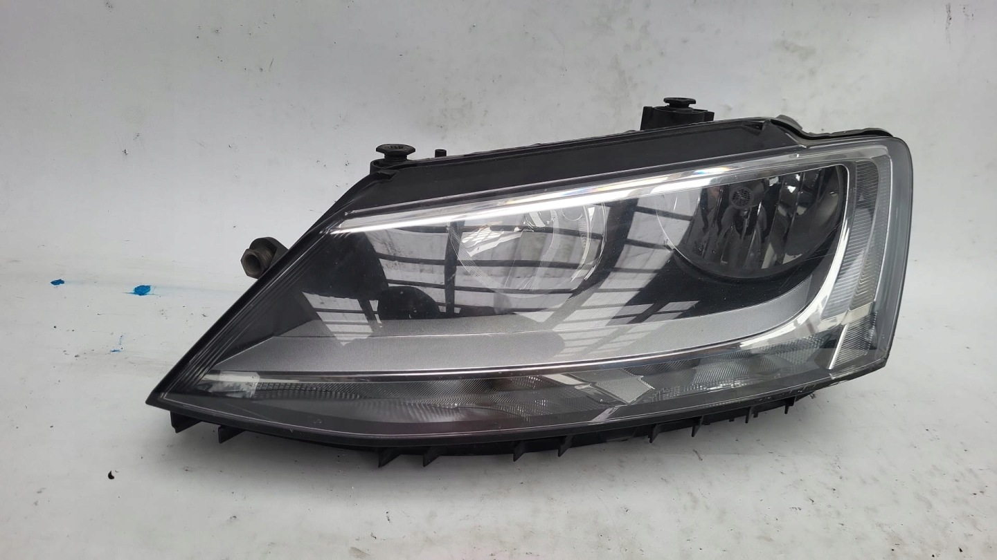 VW JETTA 6 VI 5C 10- light front front left