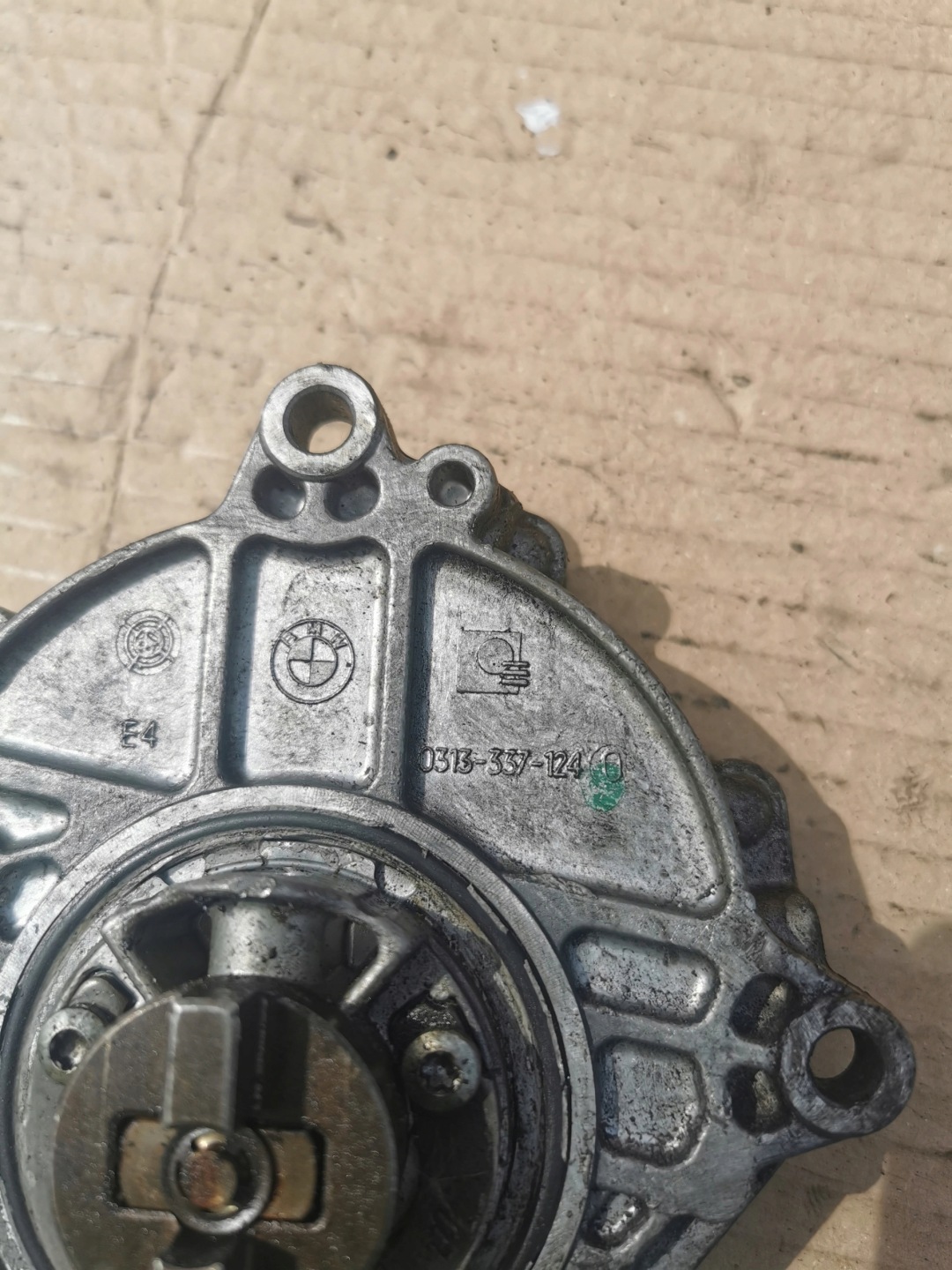 BMW E60 520I 0313-327-116 Pompa VACUM WACUM