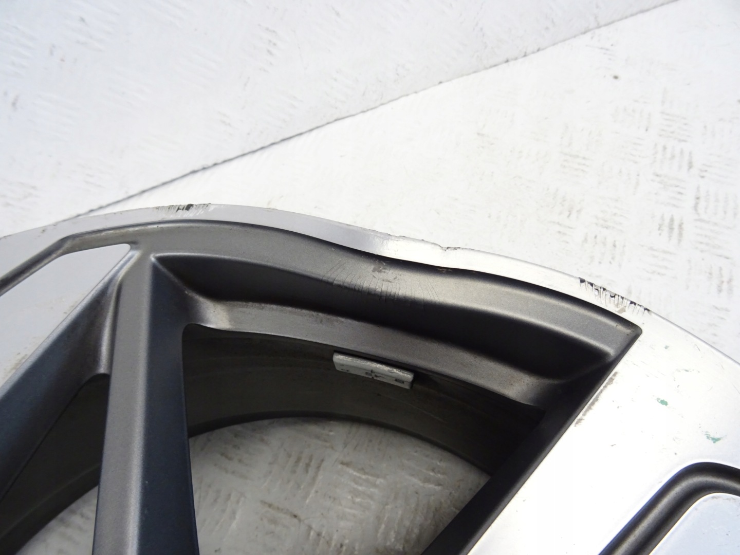AUDI A3 S3 8Y disk hliníkový 8" 19" 5X112 ET 49