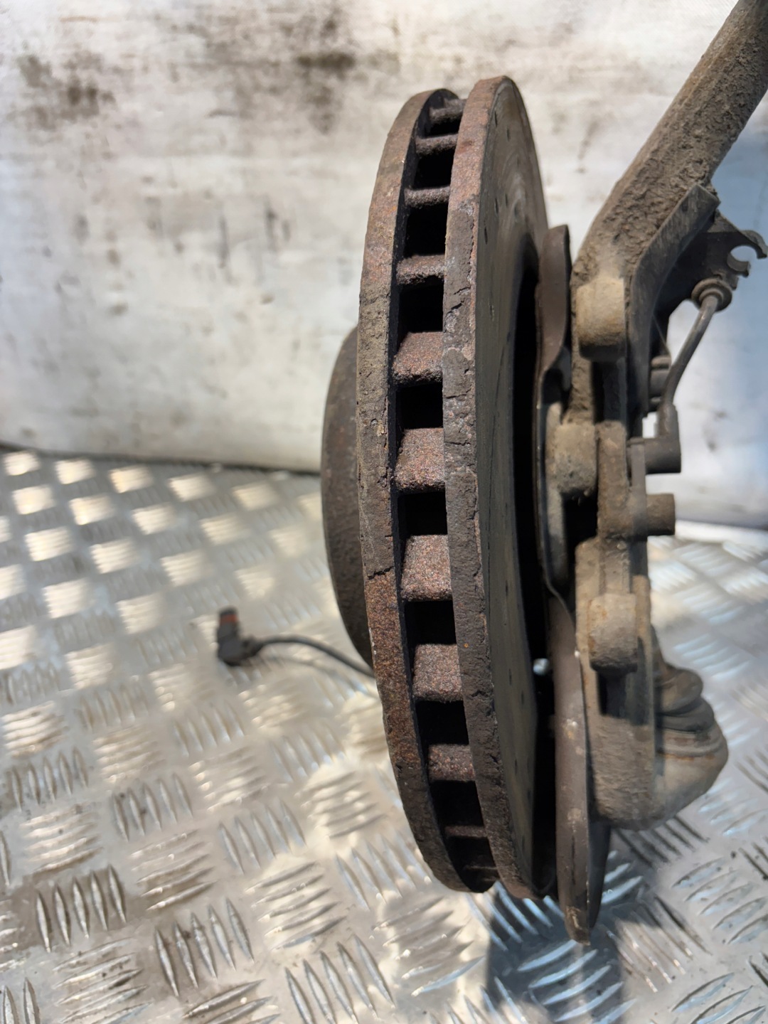 swing left front Mercedes W220 sedan airmatic 3,2CDI
