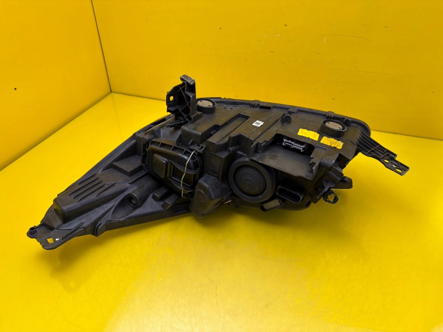 light right front Ford Kuga MK2 Bi-Xenon CV44-13D154-AG