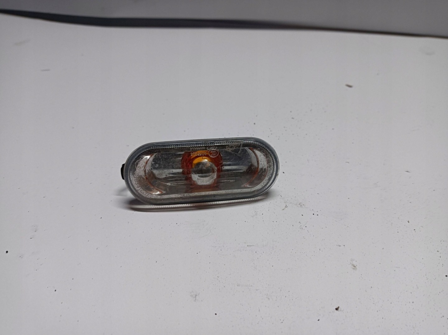 indicator w blotniku VW Transporter - Caravelle T5 0215660