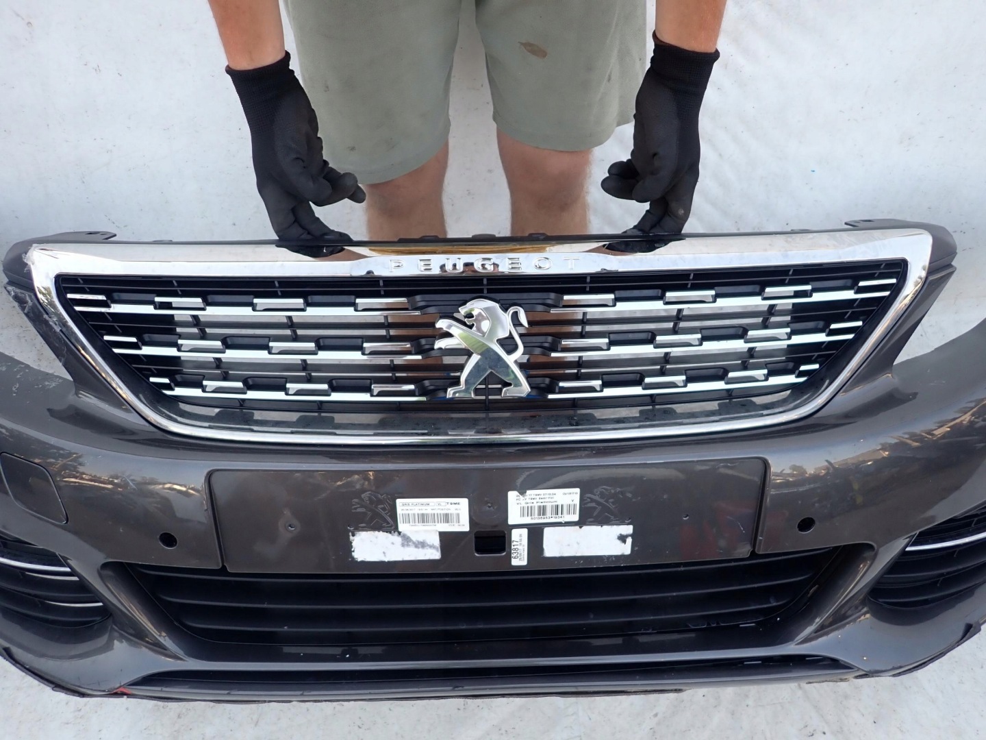 PEUGEOT 308 II LIFT 17- bumper front front 4PDC