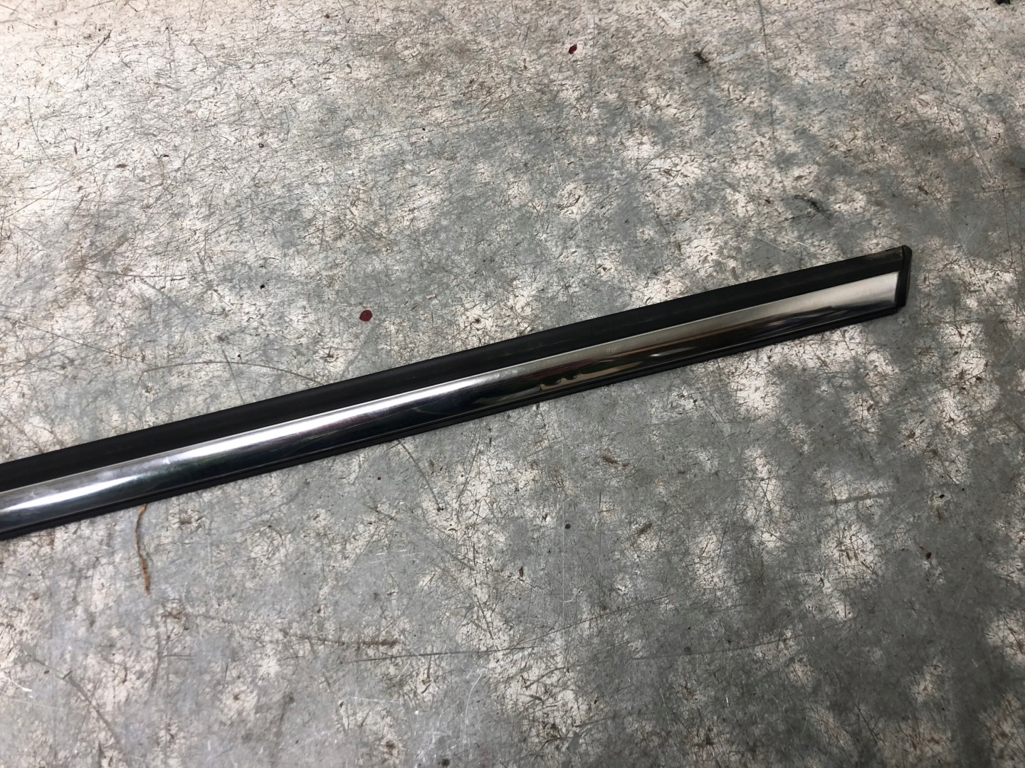 moulding CHROM door right rear part MINI R55 2754060