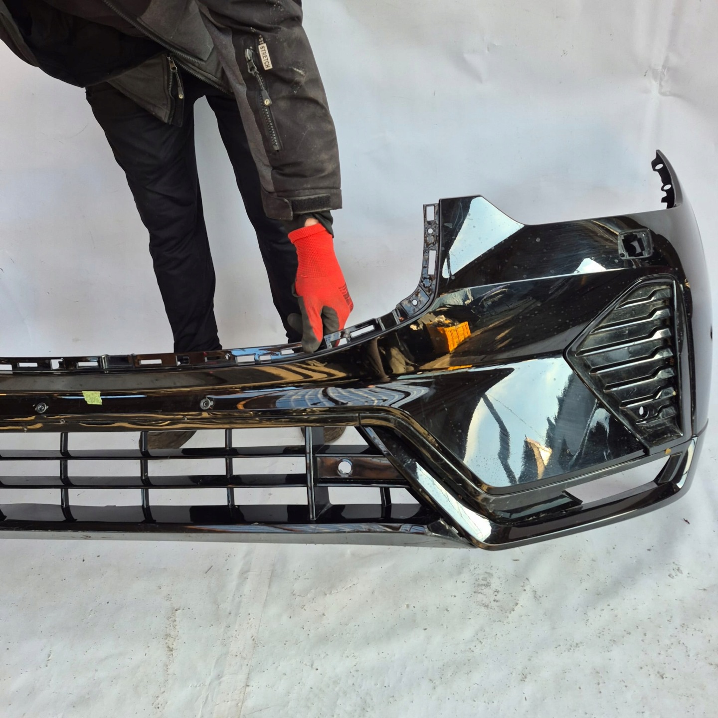 VOLVO XC60 II 2 R-design LIFT 21- bumper front front SPR PDC 32234958